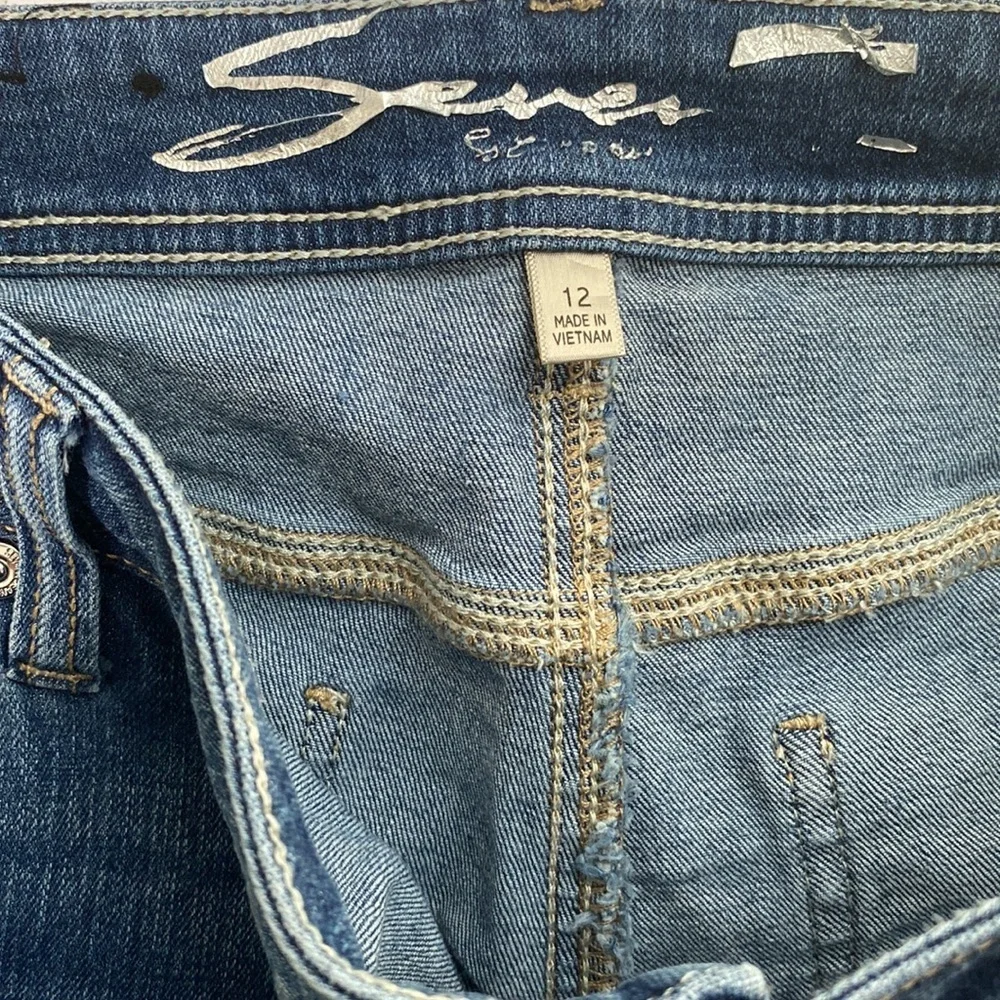 Seven 7 Rolled Hem Distressed 8